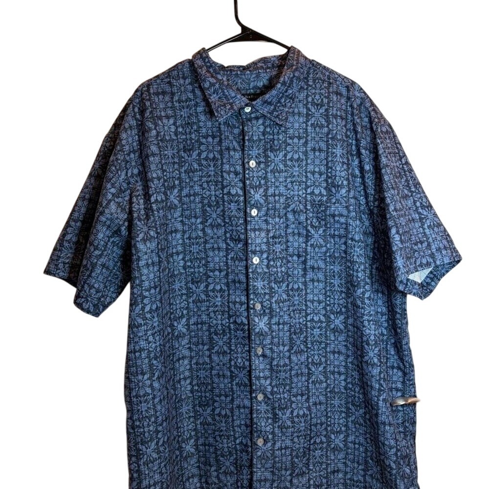 Vintage Van Heusen Blue Tribal Mosaic Camp Shirt 2XL